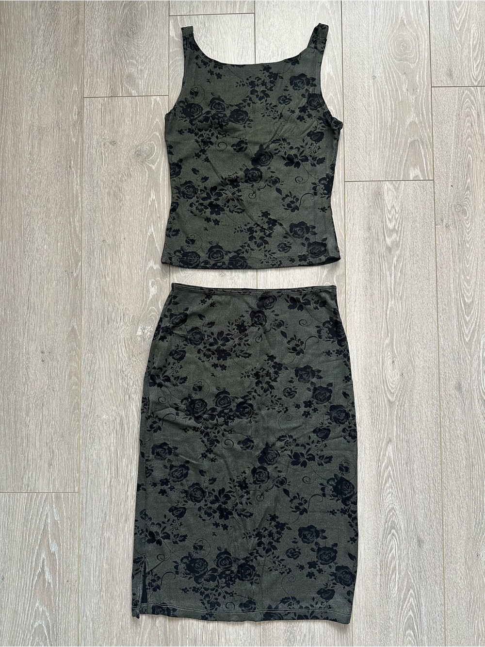 Vintage Y2K Co-Ord 579 Two Piece Matching Set Tank Top Skirt Floral Grunge Sz XS